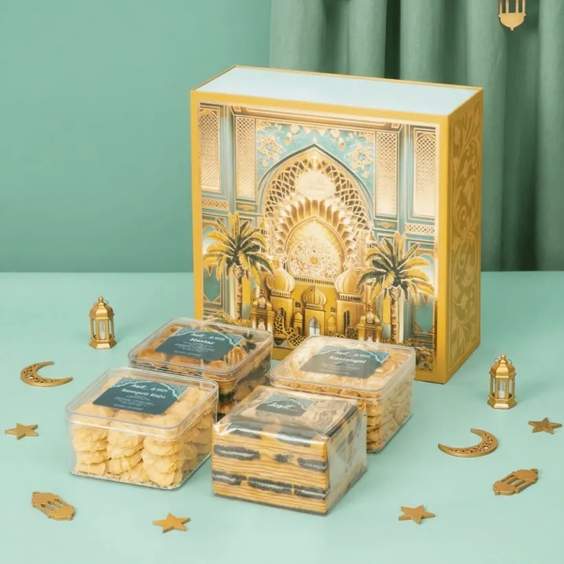 Box hampers premium dengan pilihan kemasan dan toples kue kering